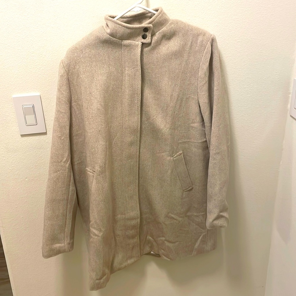 Crème / light brown zip pea coat size large
